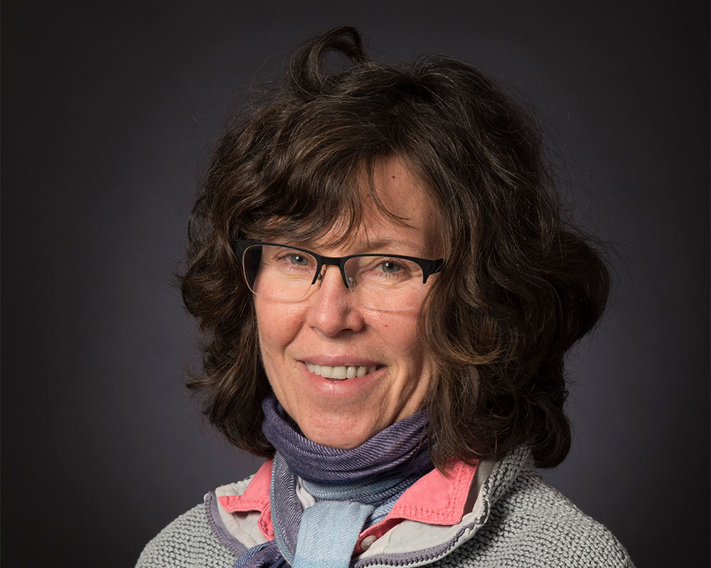 Joan Bernhard