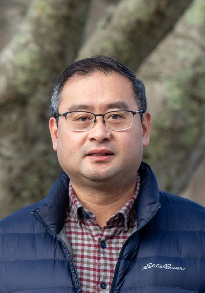 Wang_Headshot